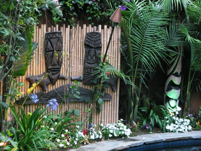 Wooden Wall Arts—Hawaii Tiki Mask Wall Décor