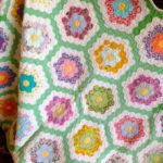 Grandmother's flower garden quilt pattern