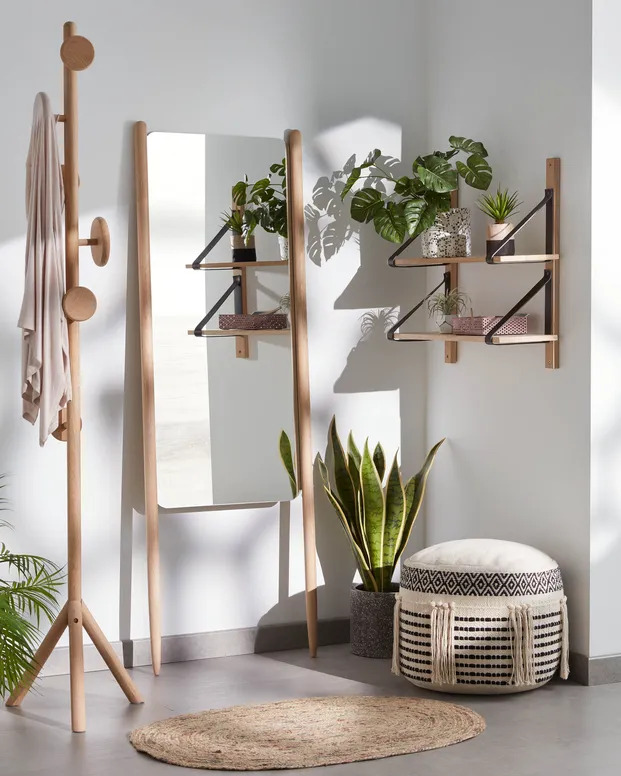 Trendy home decor—Natane Wall Mirror