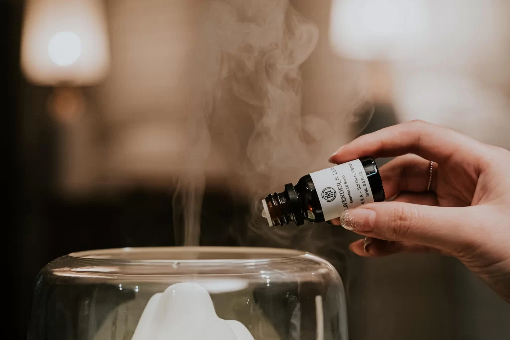 The Best Essential Oils for Humidifier Use