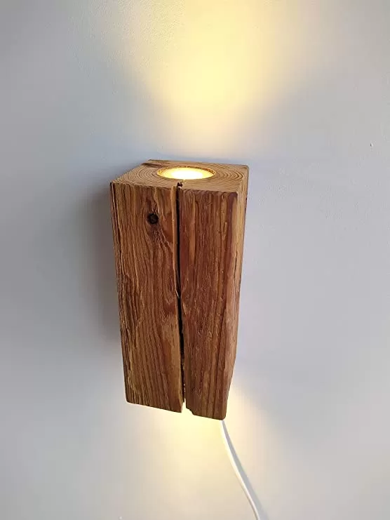 Blockholz-Schmiede LED Rustic Wooden Wall Light