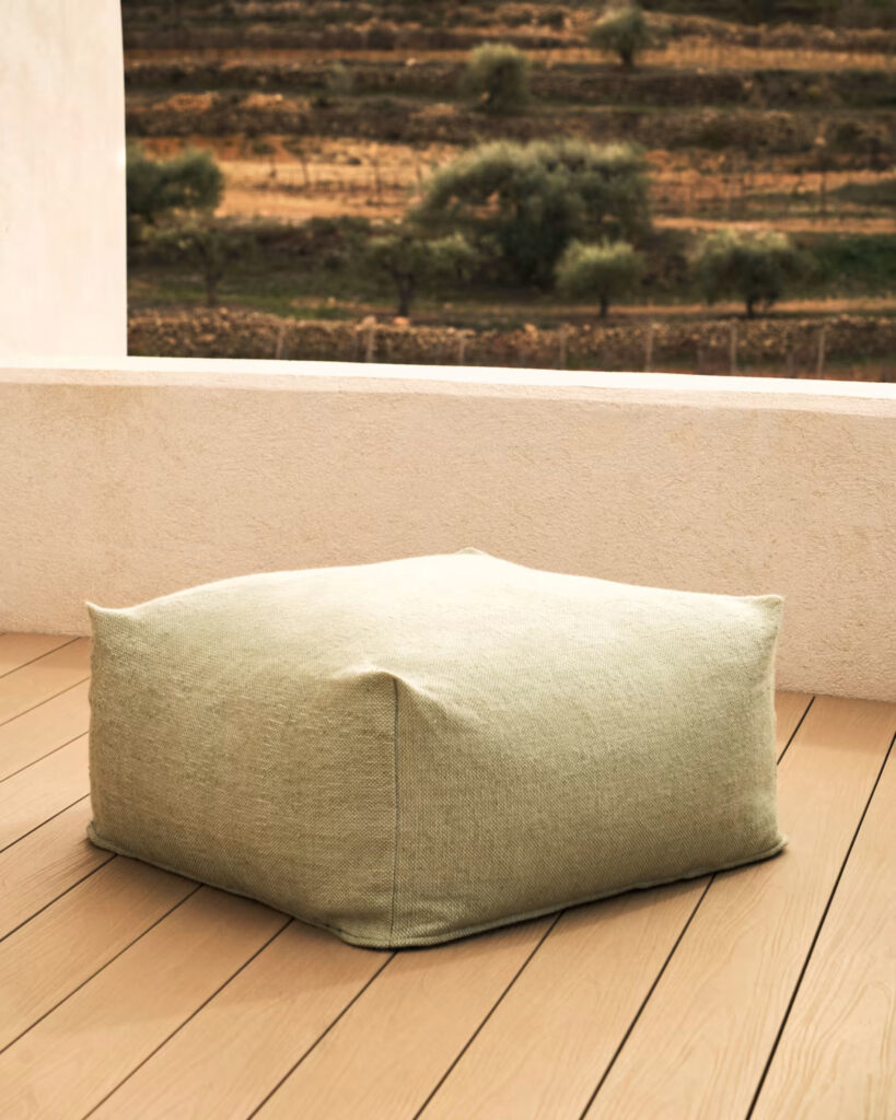 Vedell outdoor floor cushion