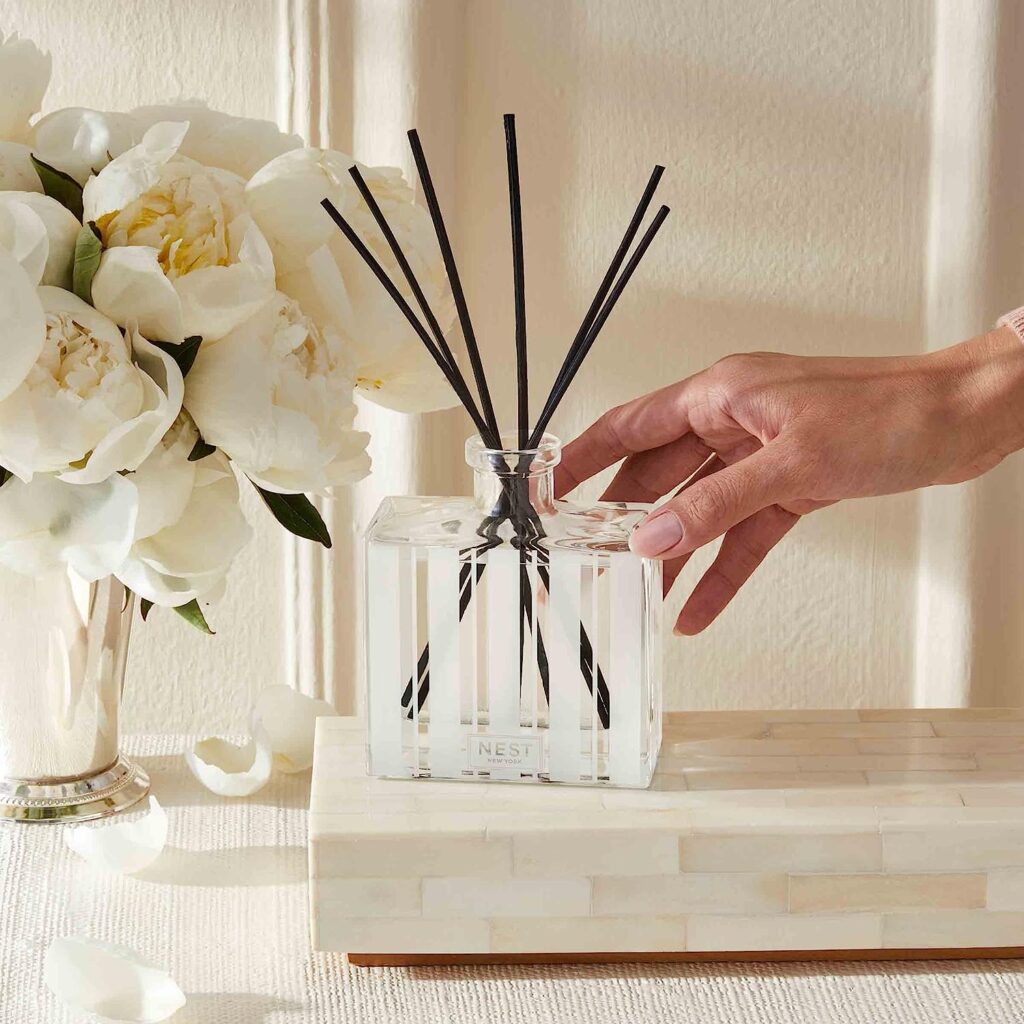 NEST Moroccan Amber Scented Reed Diffuser