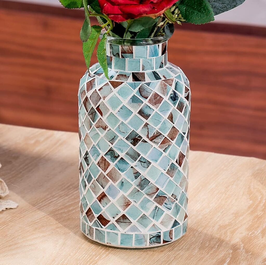 Mosaic Art Ideas—Classic Mosaic Flower Vase