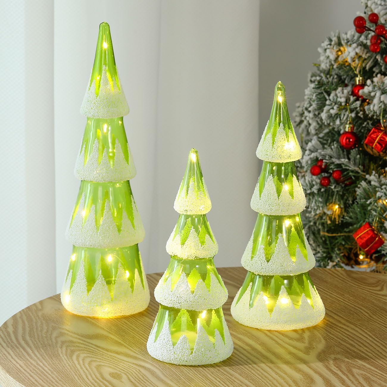 Lewondr LED Glass Christmas Tree Tabletop with Snow Cover