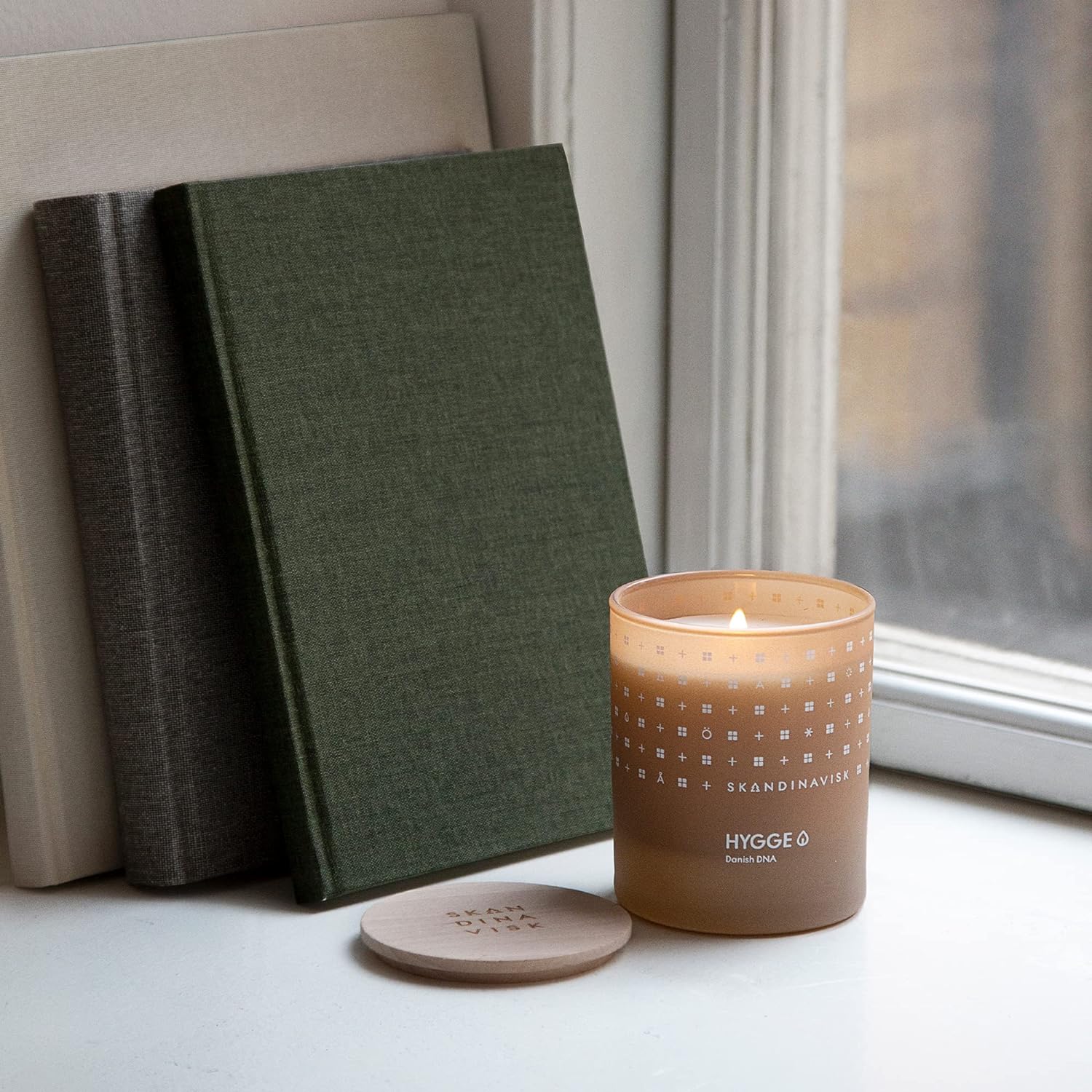  Hygge 'Cosiness' Scented Candle