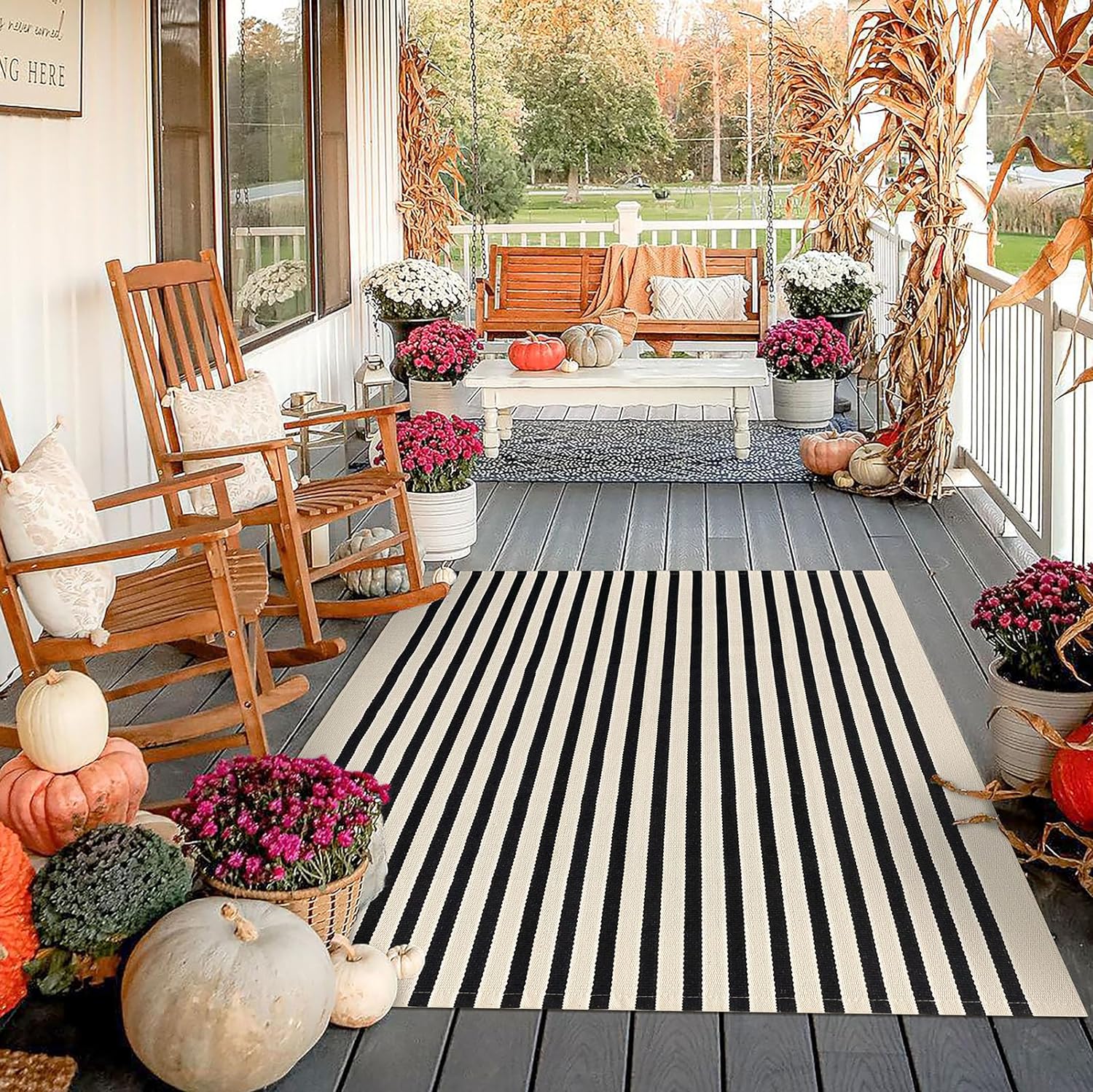 Small Backyard Patio ideas—Stripped Outdoor Washable Rug